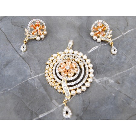 CHAMPAGNE DIAMOND PENDANT SET